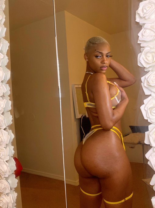 Paiiigee 4 #1FqaaK74