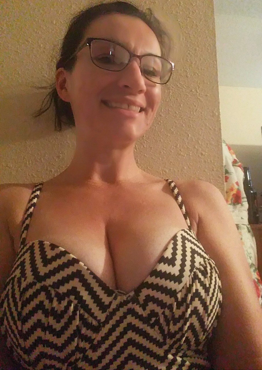 Busty wife lost by weak Cuck #E1K4OSV0