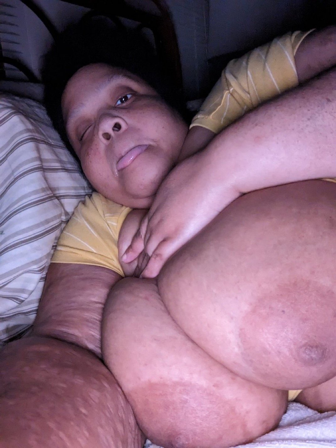 Ya moms nut ass #OXAl2SHg