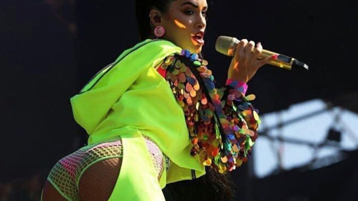 El culito rico de Lali Esposito #LORvCMOU